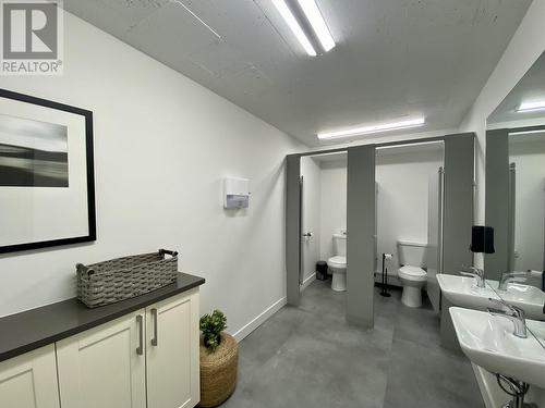 2700 Kingsway, Vancouver, BC 