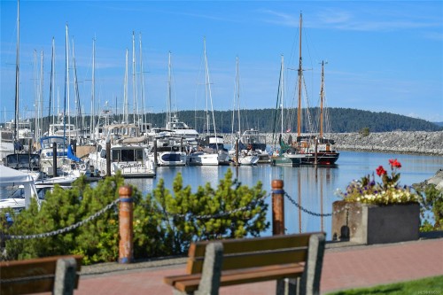 203-9716 Third St, Sidney, BC - Outdoor With Body Of Water With View