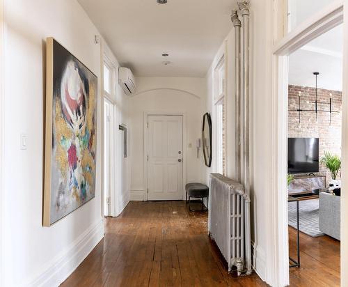 Hall - 5-375 Rue St-Paul E., Montréal (Ville-Marie), QC - Indoor Photo Showing Other Room