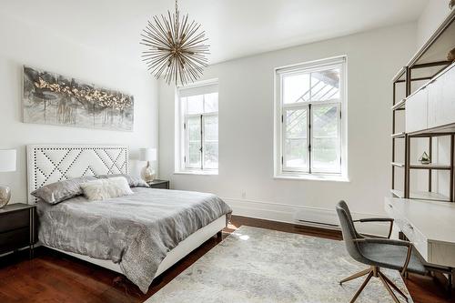 Primary bedroom - 5-375 Rue St-Paul E., Montréal (Ville-Marie), QC - Indoor Photo Showing Bedroom