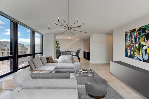 Living room - 602-2 Rue Westmount-Square, Westmount, QC - Indoor Photo Showing Living Room