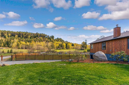 1675 Kelsie Rd, Nanaimo, BC 