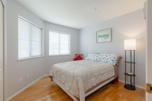 301-24 Prideaux St, Nanaimo, BC - Indoor Photo Showing Bedroom