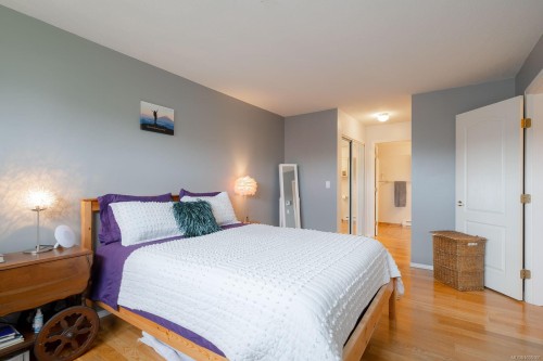 301-24 Prideaux St, Nanaimo, BC - Indoor Photo Showing Bedroom