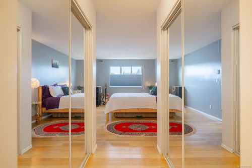 301-24 Prideaux St, Nanaimo, BC - Indoor Photo Showing Bedroom