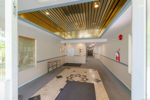 301-24 Prideaux St, Nanaimo, BC - Indoor Photo Showing Other Room