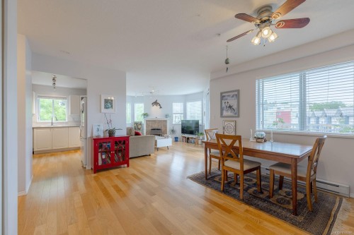 301-24 Prideaux St, Nanaimo, BC - Indoor Photo Showing Dining Room