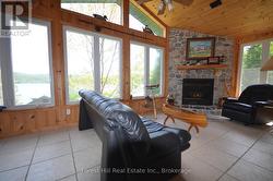 Main house living room - 