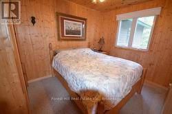 Main house bedroom - 
