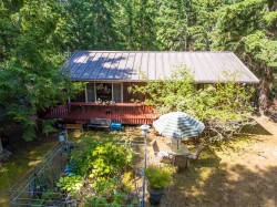 2611 Gunwhale Rd  Pender Island, BC V0N 2M2