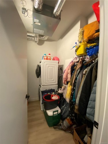 404-2469 Gateway Rd, Langford, BC - Indoor