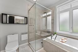 Ensuite bathroom - 