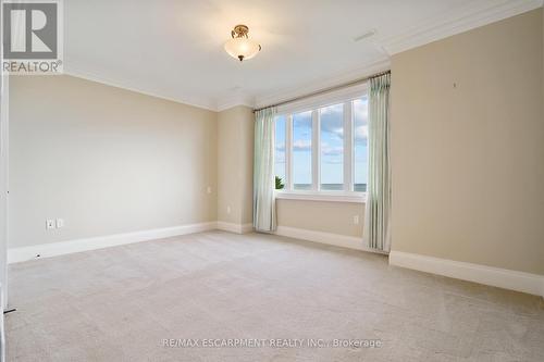 56 Aquamarine Drive, Hamilton, ON - Indoor Photo Showing Other Room