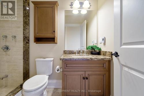 56 Aquamarine Drive, Hamilton, ON - Indoor Photo Showing Bathroom