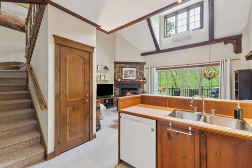 Overall view - 8-104 Ch. Des Quatre-Sommets, Mont-Tremblant, QC - Indoor Photo Showing Other Room