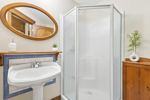 Powder room - 8-104 Ch. Des Quatre-Sommets, Mont-Tremblant, QC - Indoor Photo Showing Bathroom