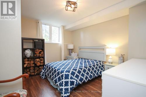 A - 6702 Jeanne D'Arc Boulevard, Ottawa, ON - Indoor Photo Showing Bedroom