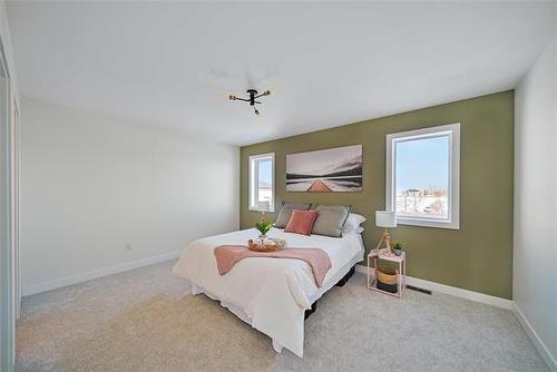 102 Willow Cr, West St Paul, MB 