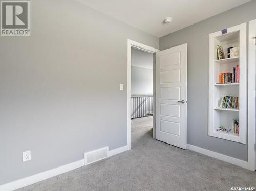 4809 Green Rock Road E, Regina, SK - Indoor