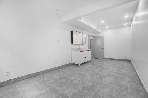 Interior - 100-2157 Rue Fleury E., Montréal (Ahuntsic-Cartierville), QC - Indoor Photo Showing Other Room