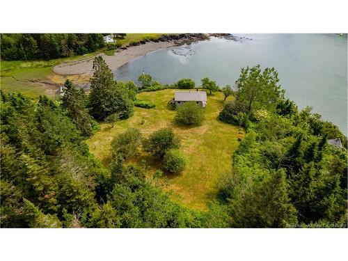 23 Leavitt Head Cemetery Rd, Back Bay, NB 