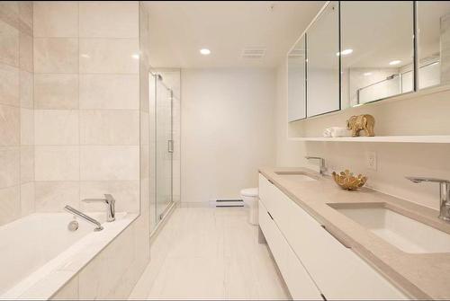 Ensuite bathroom - Th2-1288 Rue St-Antoine O., Montréal (Ville-Marie), QC - Indoor Photo Showing Bathroom