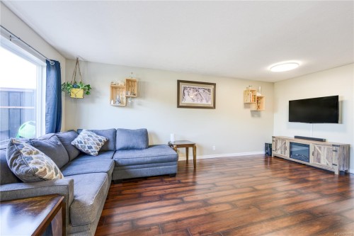 25-2697 Mine Rd, Port Mcneill, BC 