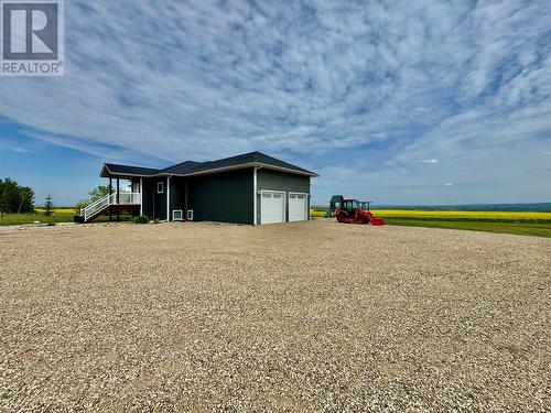 6334 207 Road, Dawson Creek, BC - Outdoor