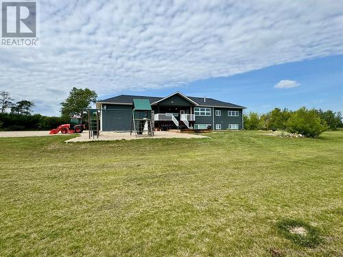 6334 207 Road, Dawson Creek, BC - Outdoor