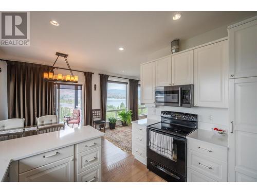 4004 39Th Street, Osoyoos, BC - Indoor Photo Showing Kitchen