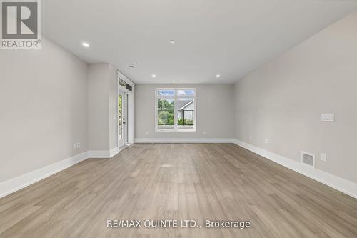 305 - 17 Cleave Avenue, Prince Edward County (Picton Ward), ON - Indoor Photo Showing Other Room