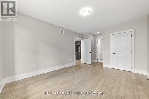 305 - 17 Cleave Avenue, Prince Edward County (Picton Ward), ON - Indoor Photo Showing Other Room