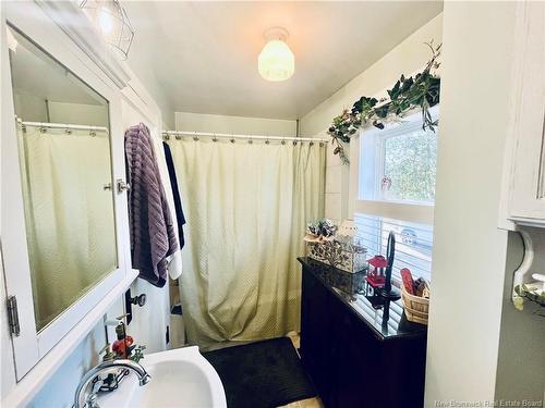 245 Greenwood Dr, Fredericton, NB 