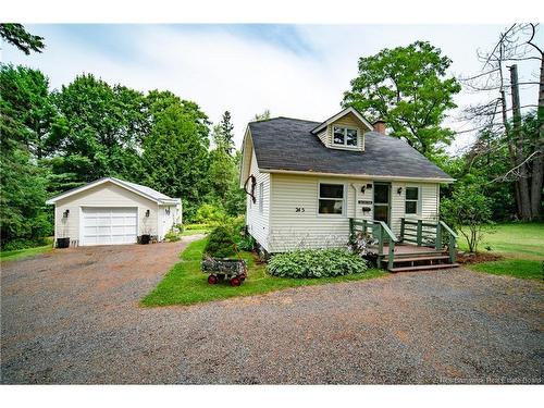 245 Greenwood Dr, Fredericton, NB 