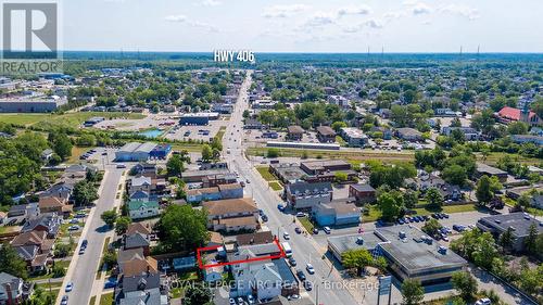 Busy Main Street location - 256 East Main Street, Welland, ON 