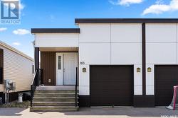 183 Chateau CRESCENT  Pilot Butte, SK S0G 3Z0