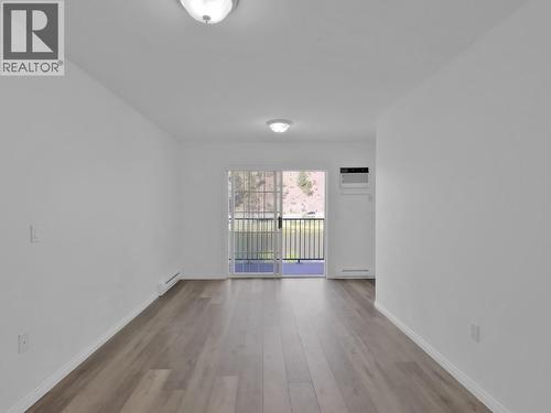 750 Railway Lane Unit# 32, Okanagan Falls, BC - Indoor Photo Showing Other Room