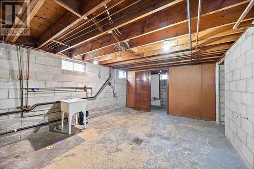 3985 Dougall Ave., Windsor, ON 