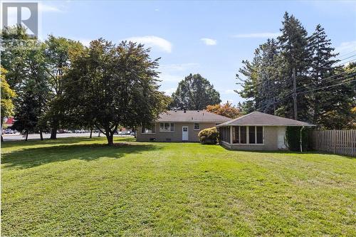 3985 Dougall Ave., Windsor, ON 