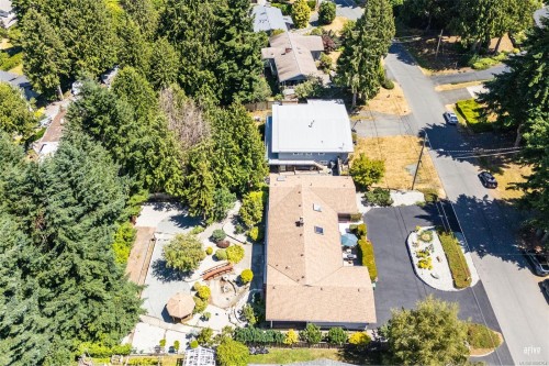 5540 Oceanview Terr, Nanaimo, BC 