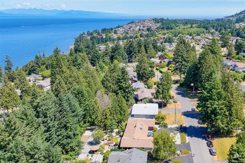 5540 Oceanview Terr, Nanaimo, BC 