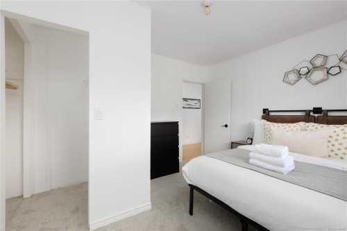 2555 Departure Bay Rd, Nanaimo, BC 