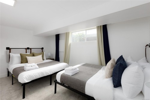 2555 Departure Bay Rd, Nanaimo, BC 