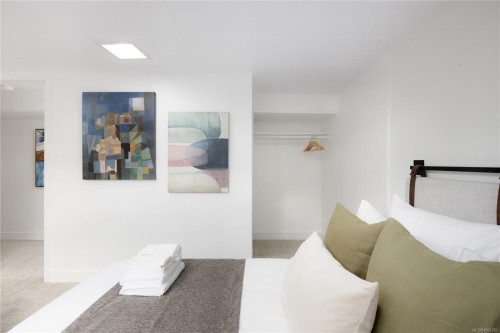 2555 Departure Bay Rd, Nanaimo, BC 