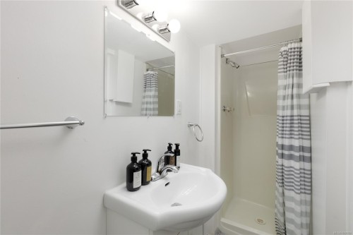 2555 Departure Bay Rd, Nanaimo, BC 