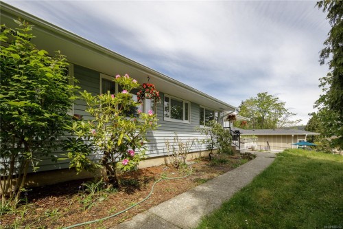 2555 Departure Bay Rd, Nanaimo, BC 