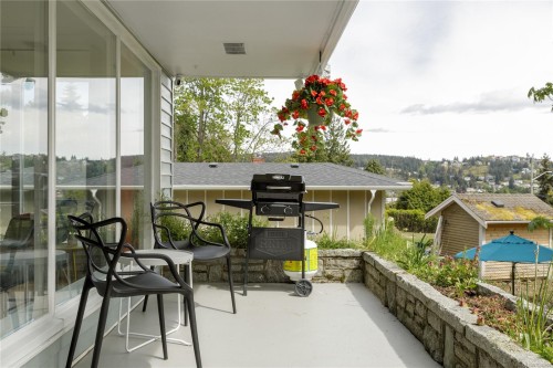 2555 Departure Bay Rd, Nanaimo, BC 