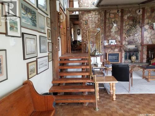 120-122 North Haven Drive, Marquis Rm No. 191, SK - Indoor Photo Showing Other Room With Fireplace