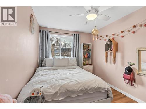 4444 Sage Mesa Drive, Penticton, BC - Indoor Photo Showing Bedroom