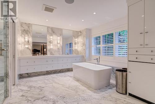 5 pc Ensuite in Primary Bed with Built-in Fridge - 560 Hancock Way, Mississauga, ON - Indoor